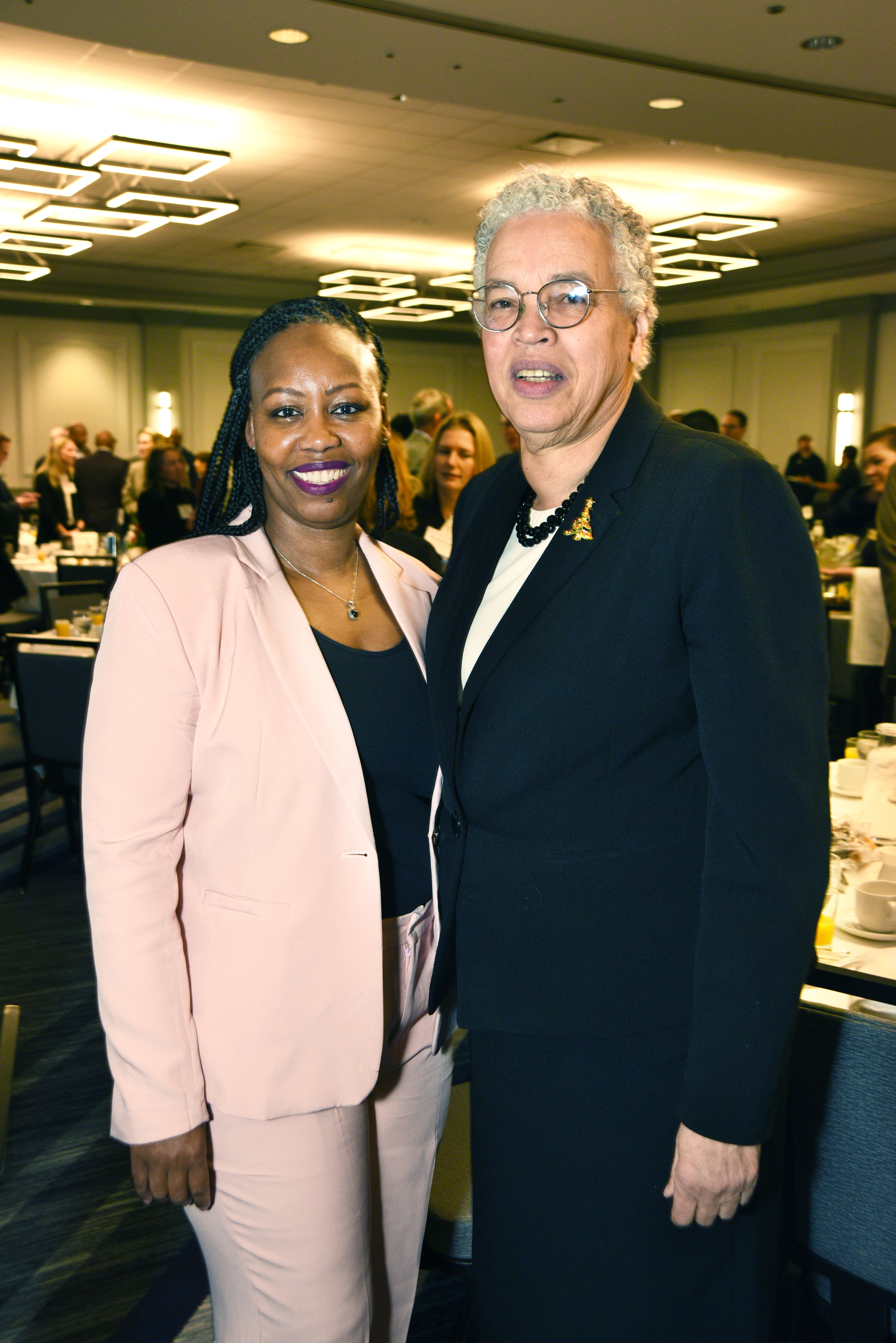 Cook County Chief of Staff Lanetta Haynes Turner and Cook County Board President Toni Preckwinkle