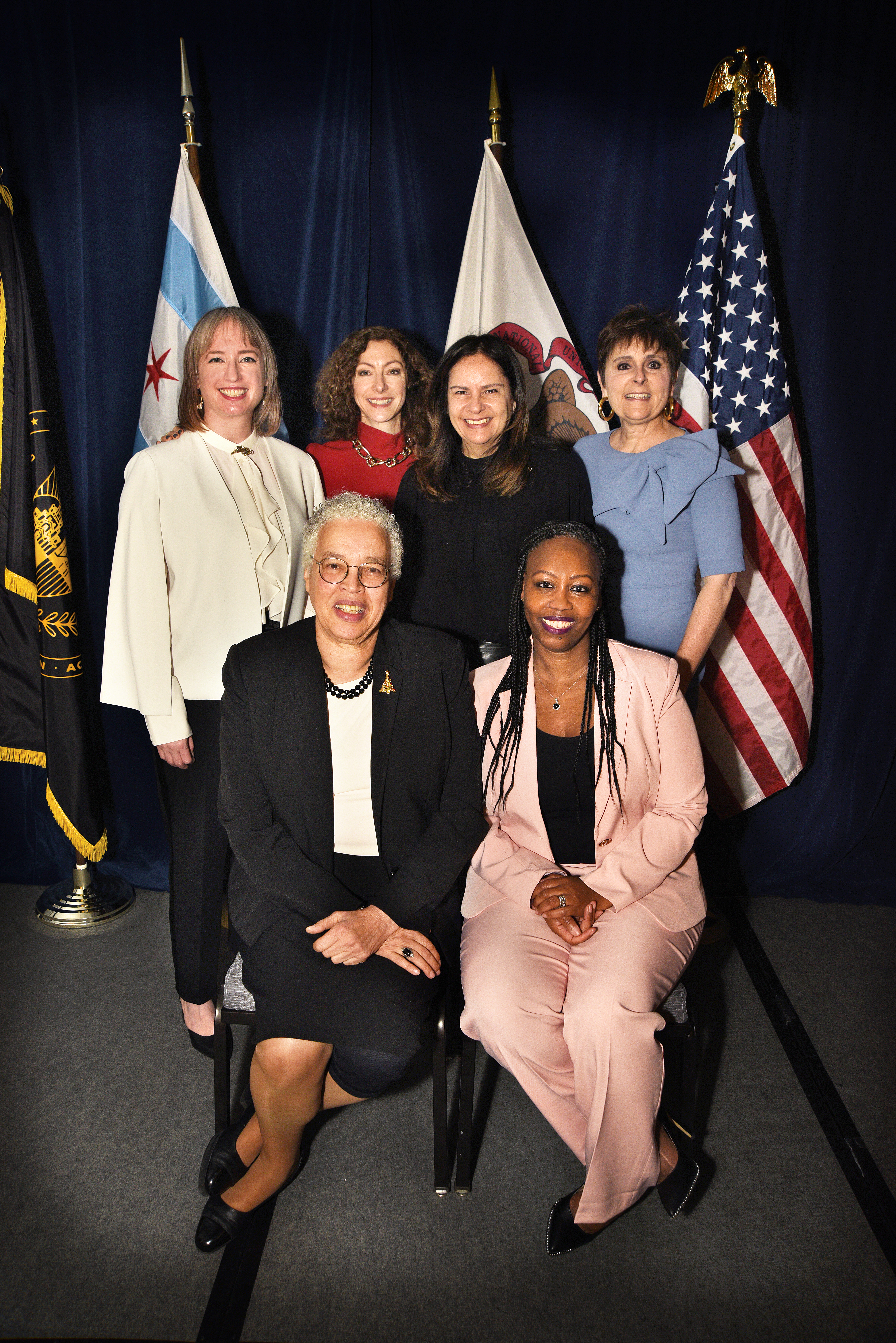 Back, left to right: Civic Federation Acting President Sarah Wetmore, Civic Federation Vice Chair Jill Wolowitz, Motorola Solutions Senior Vice President Cynthia Yazdi and Civic Federation Past Chair Monica Mueller. Front, left to right: Cook County Board President Toni Preckwinkle and Cook County Chief of Staff Lanetta Haynes Turner.